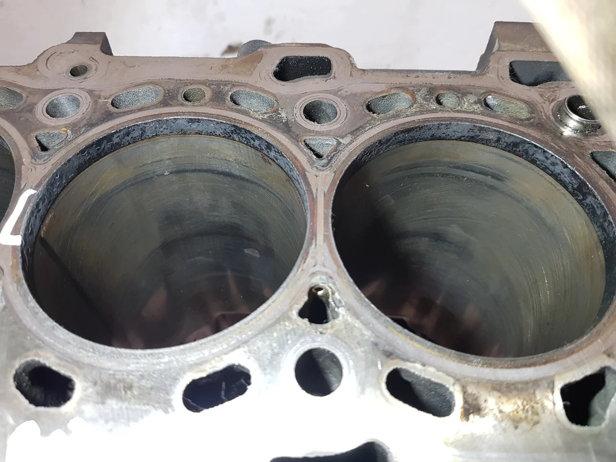 Bloco do Motor Renault Master 2.3 DCI M9TD706 image 10