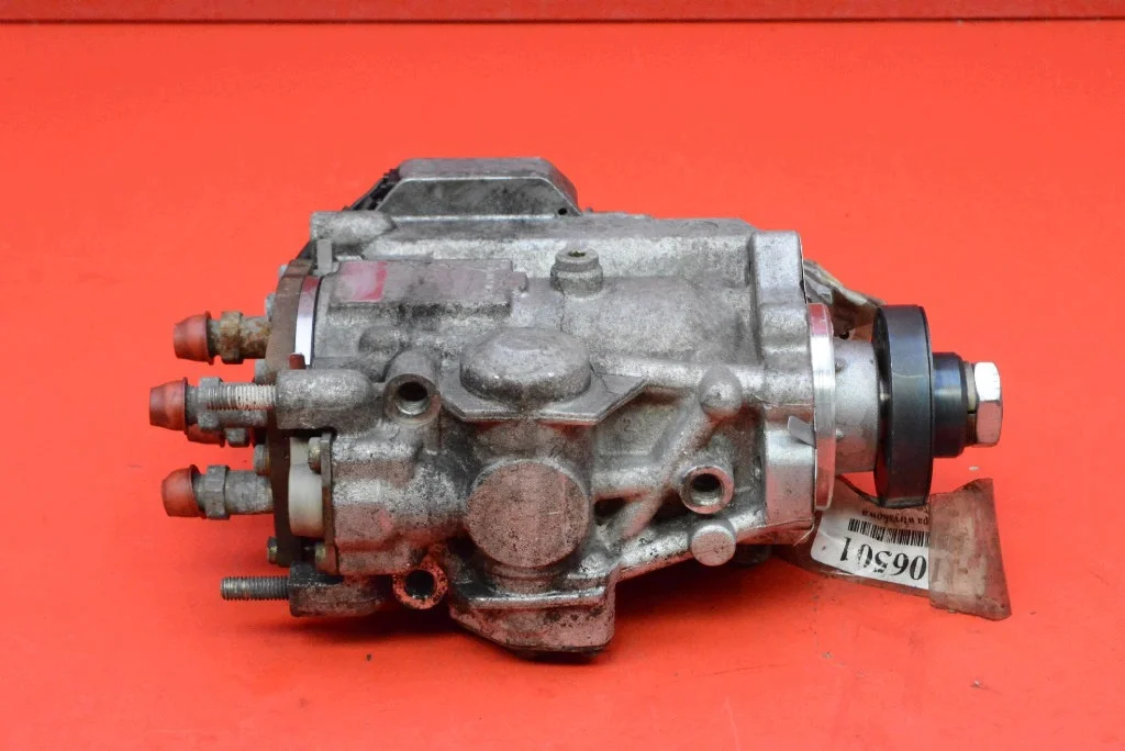 Bomba Inyectora Ford Transit 2.4 TD Usada image 5