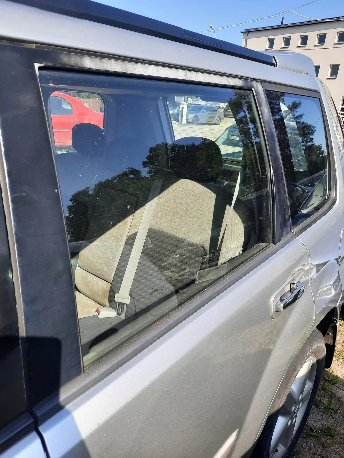 Nissan X-Trail 2004 etuoven lasi oikea