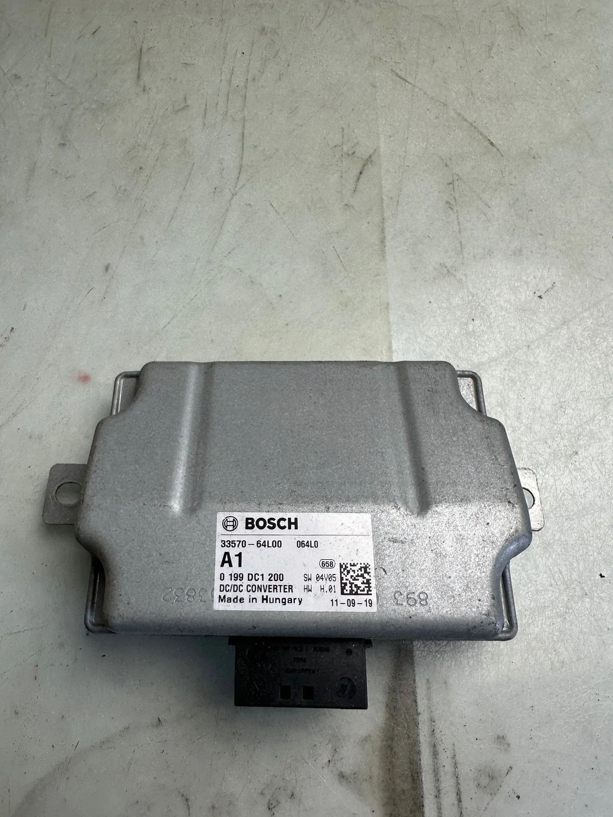 Suzuki Swift II MK7 Modul Spannung 3357064L00