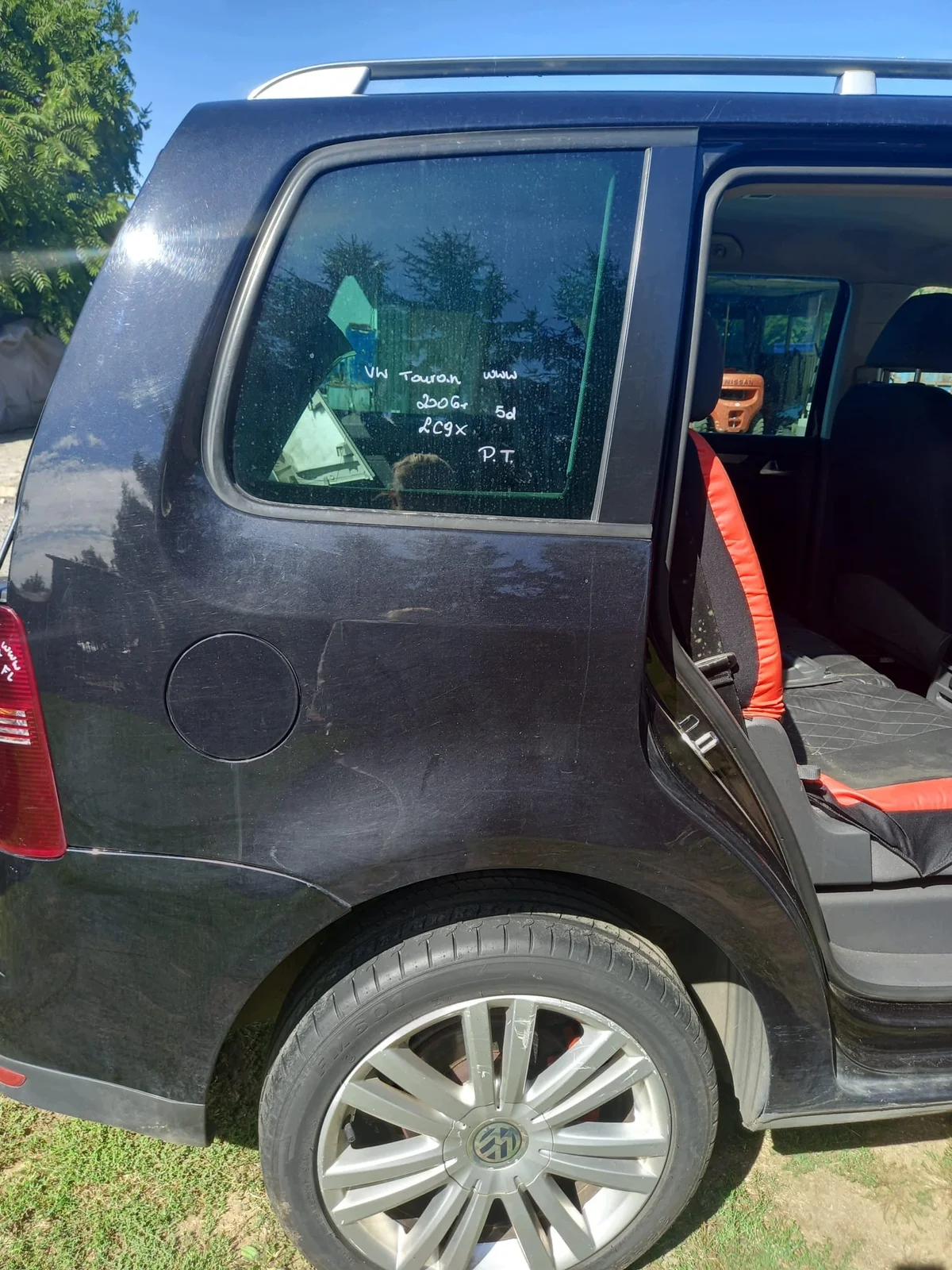 VW Touran FL Rear Quarter Panel Right or Left Used