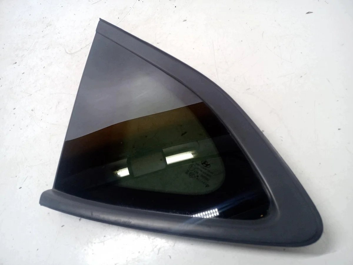 Cristal guardabarros Hyundai Tucson III Izquierdo Trasero