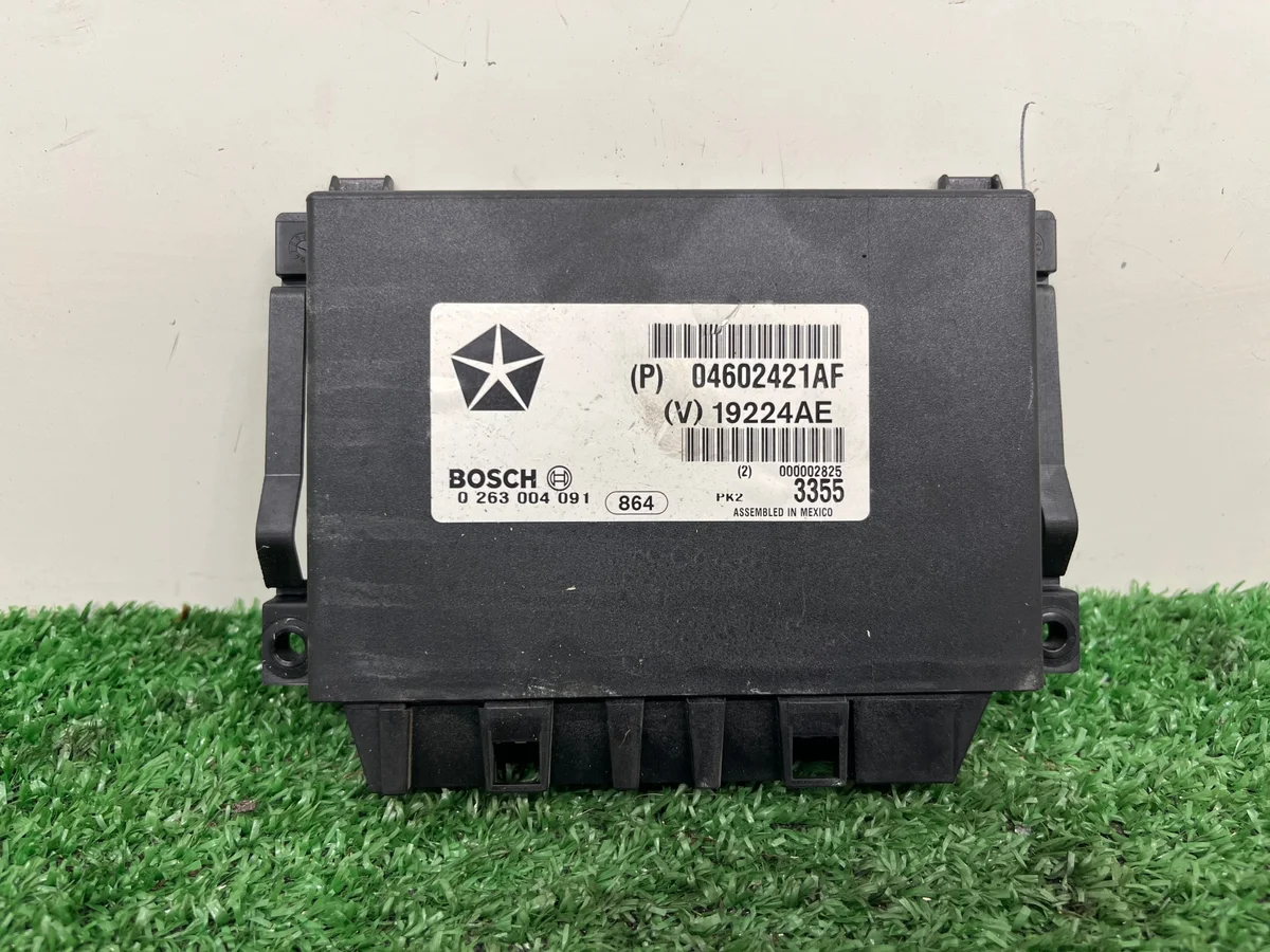 Styrdon PDC Chrysler 300C 04602421AF