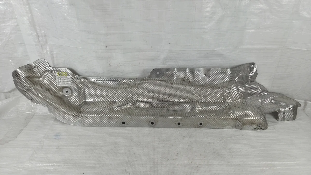 BMW X6 G06 X7 G07 Left Heat Shield