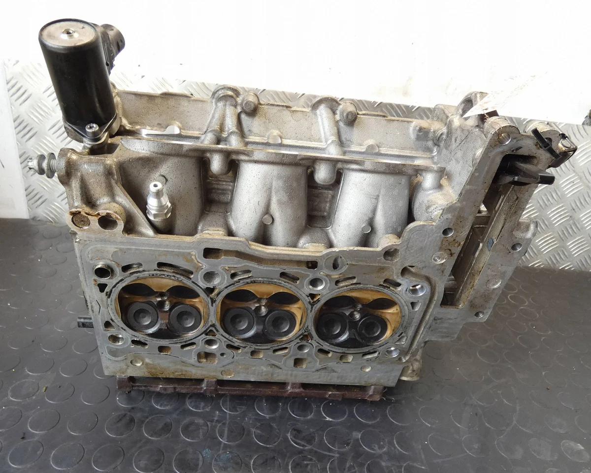 Culata BMW 1 F20 MINI F60 1.5 16V 8640274