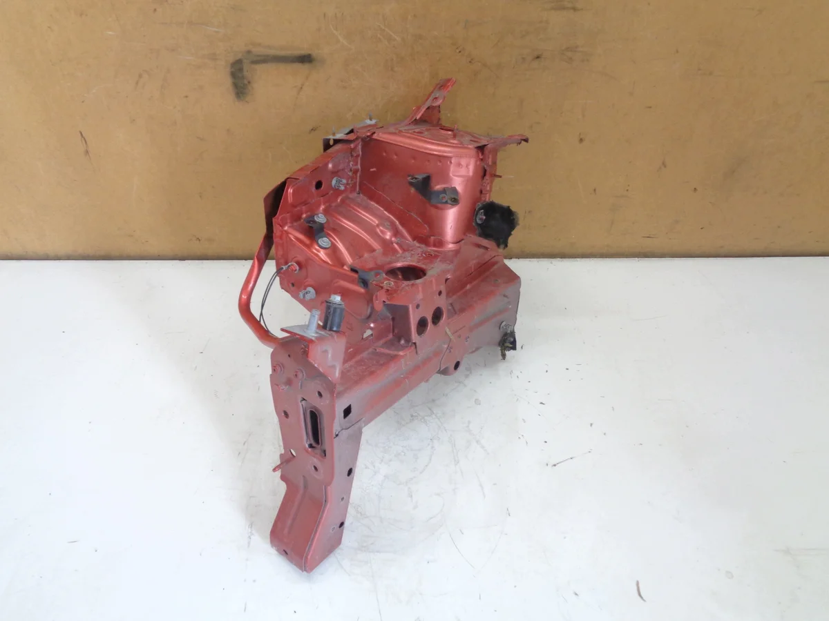 Renault Clio IV 4 Quart de longeron avant droit