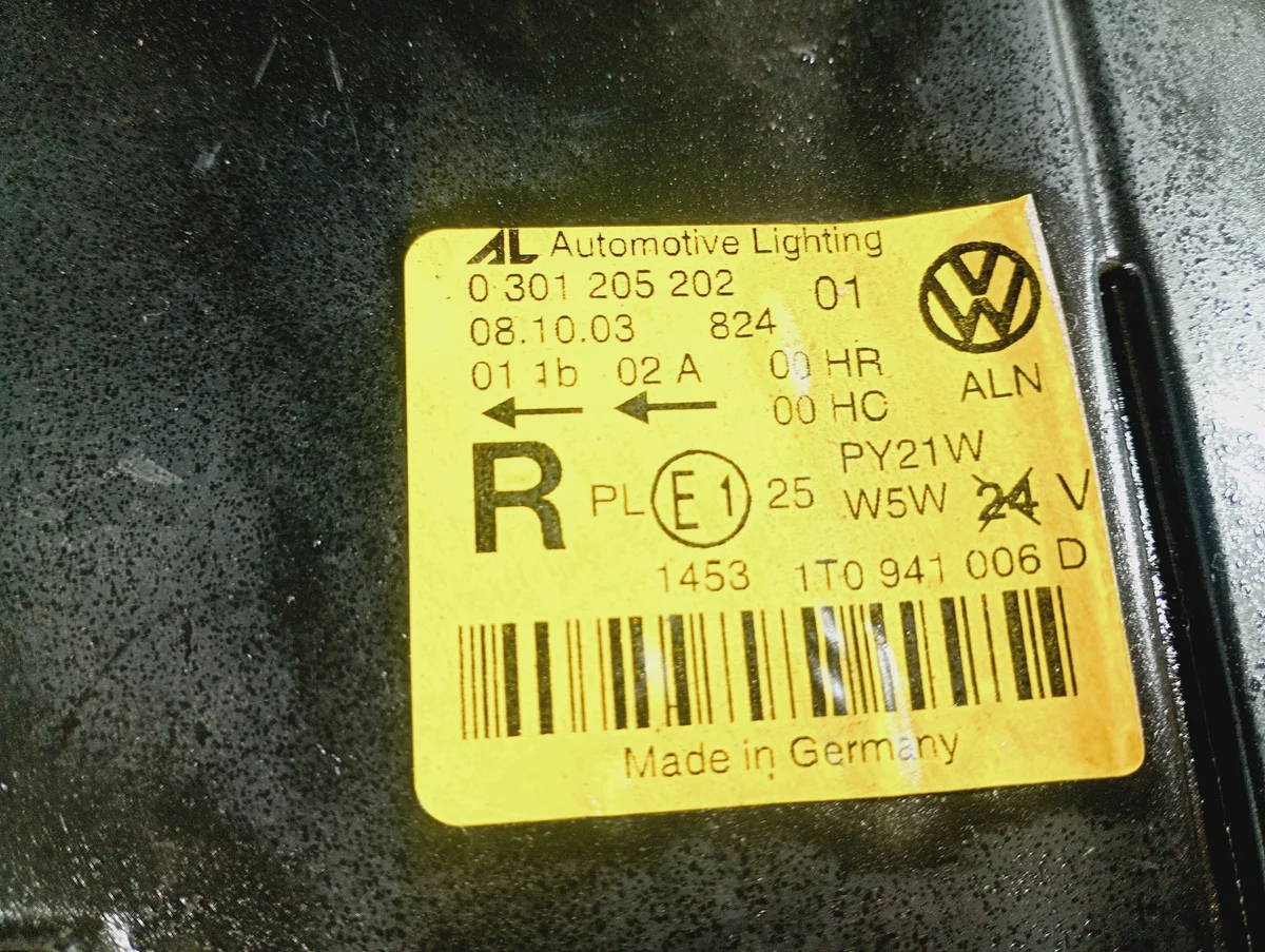 Scheinwerfer Rechts VW Touran 1 03-09 OE image 5