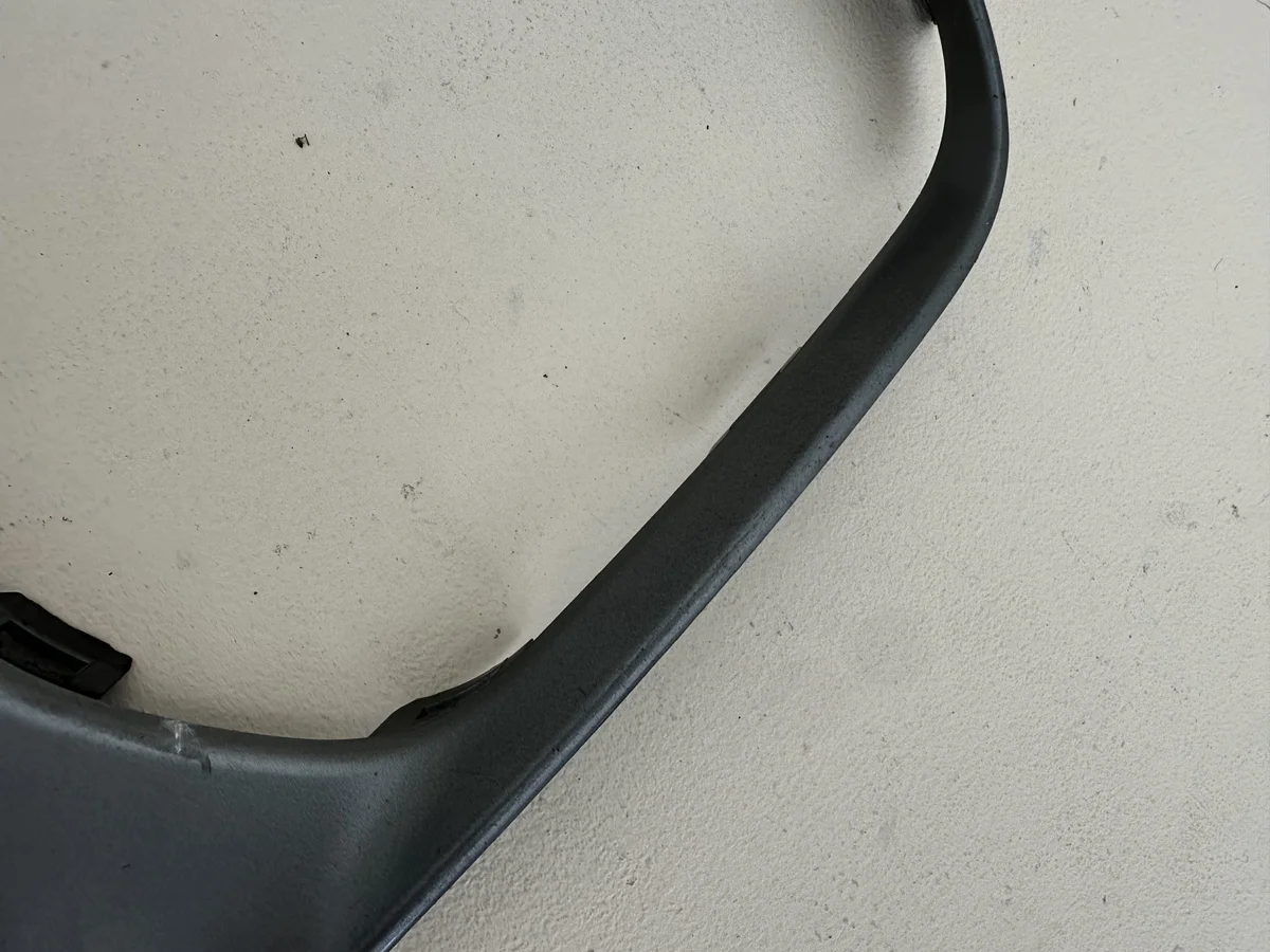 Range Rover Evoque Front Bumper Trim Left image 3
