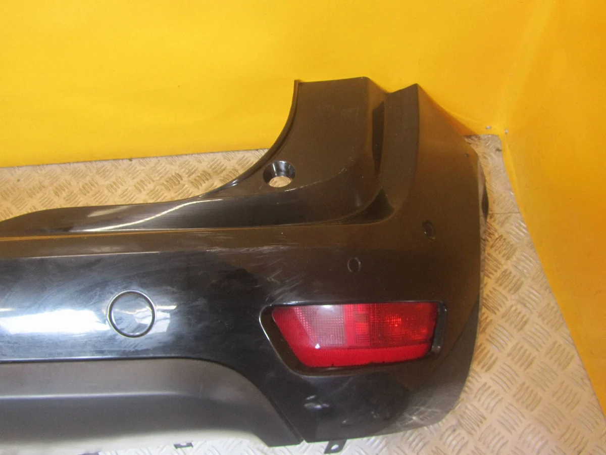 Bakre stötfångare Citroen C4 Picasso II DLU1195