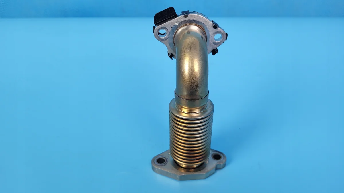 Tuyau Recirculation Gaz Échappement Mercedes W206 C200 image 7