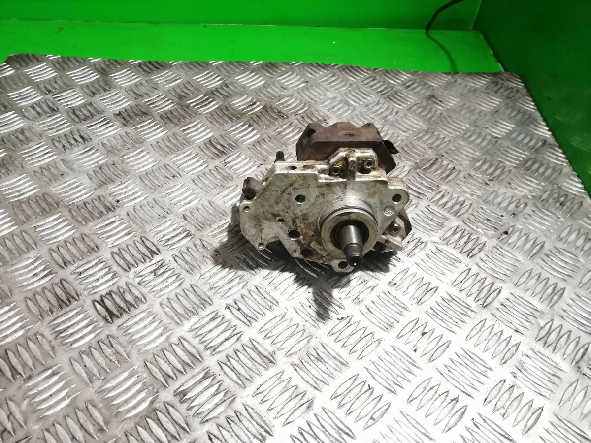 Pompe d'injection Renault OE 0445010033