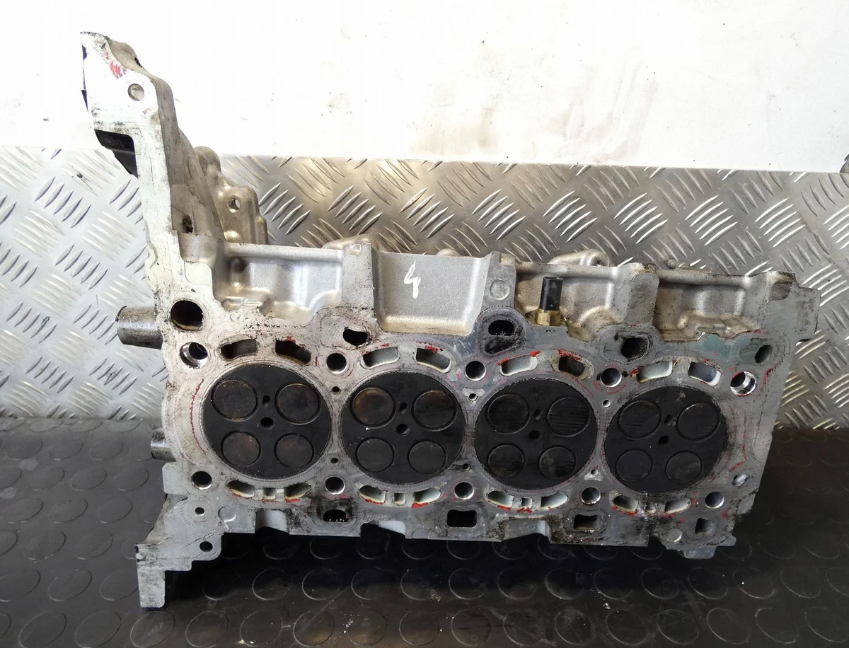 Culasse Opel Astra J 1.6 CDTI 555 968 85