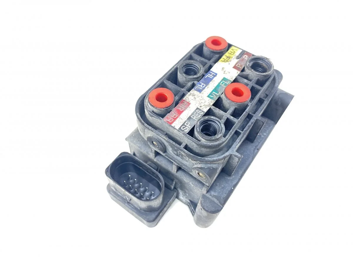 Bloc soupape suspension pneumatique S-Class W221