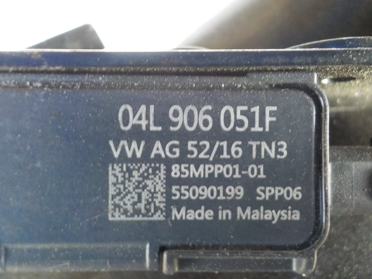 SEAT LEON III DPF Pressure Sensor 04L906051F image 5
