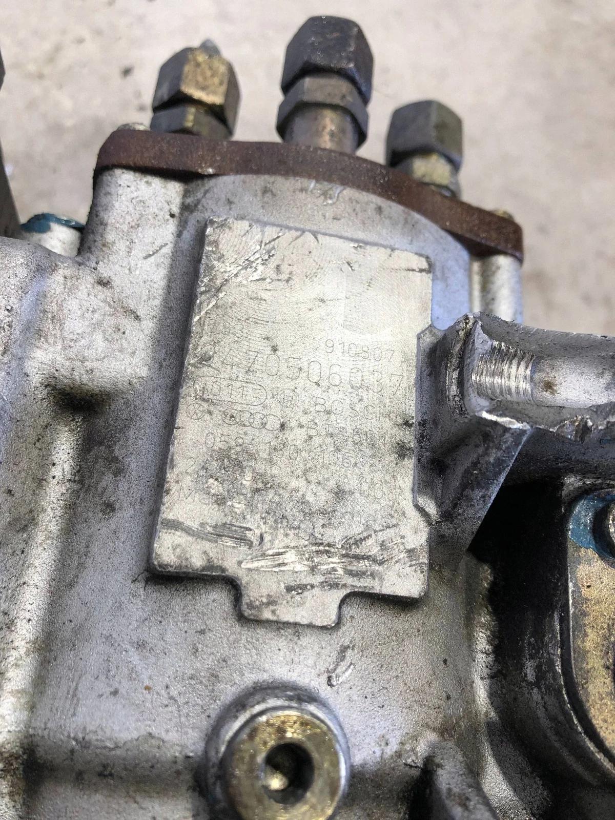 Polttoainepumppu Audi A4 B6 2.5 TDI image 9