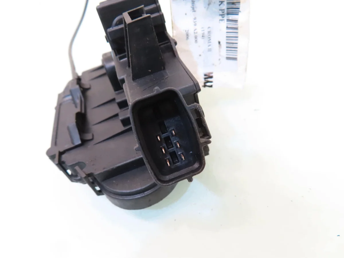 Vänster framdörrlås Fiat Croma II 6-pin