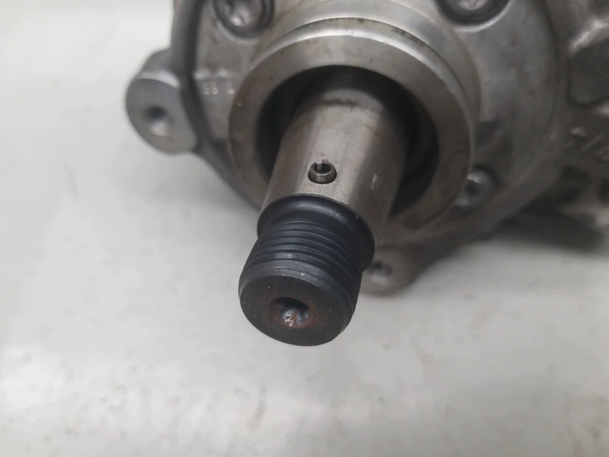 Pompe à injection 2.0 CDTI B20DTH Opel image 3