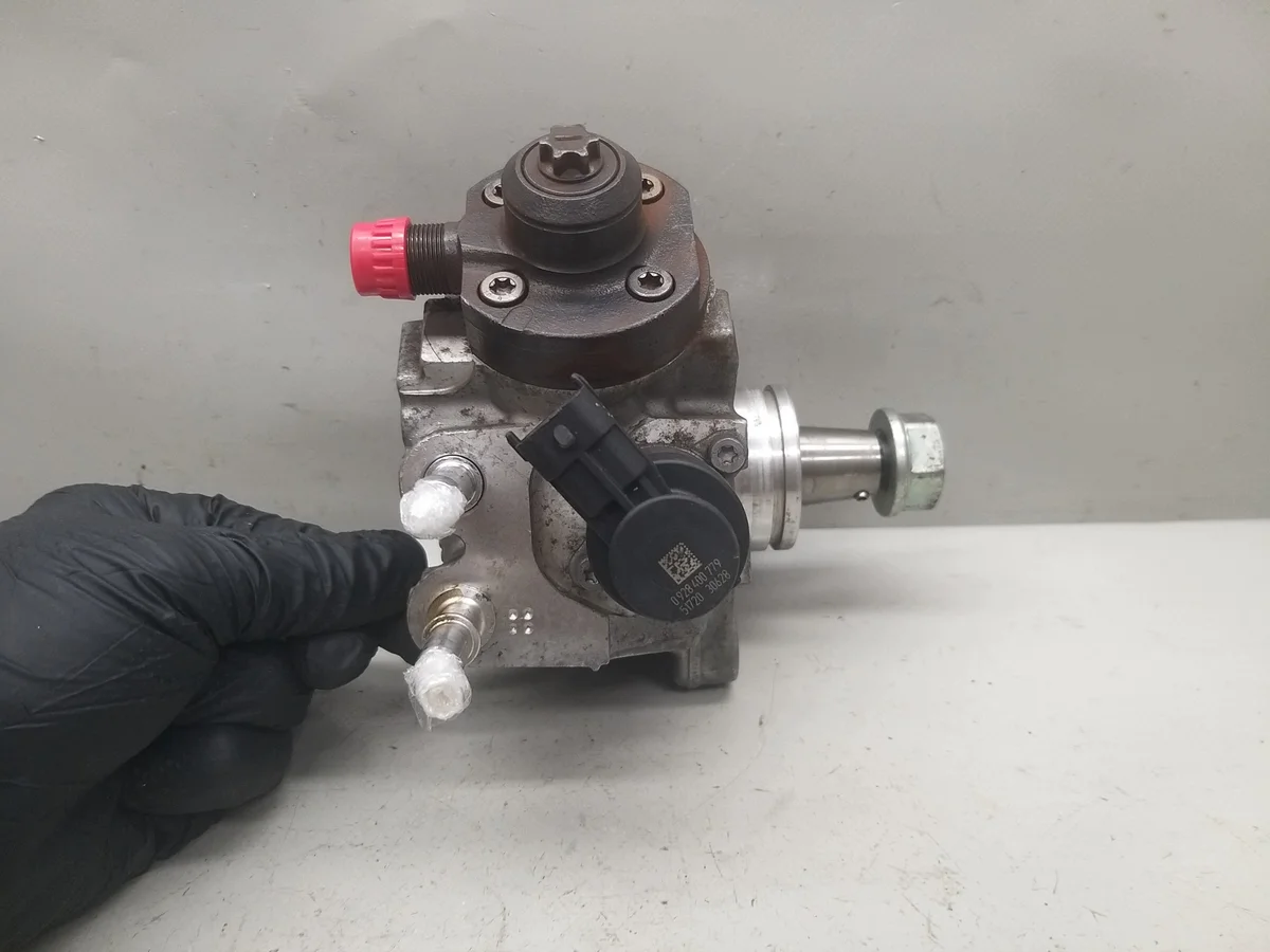 Pompe à injection 2.0 CDTI B20DTH Opel image 5