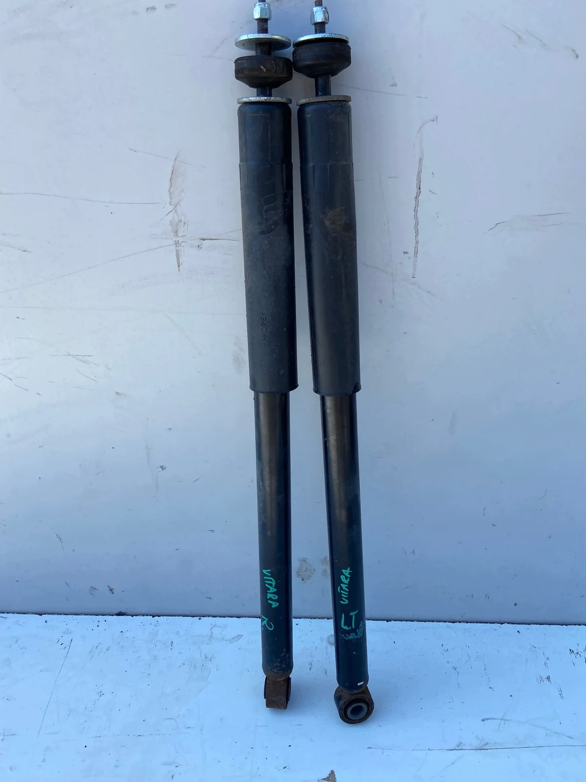 Amortiguador Suzuki Vitara III 2021 41800-54PA