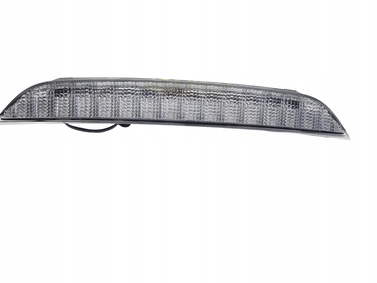Feu Stop Mitsubishi ASX Outlander 8334A093 image 3