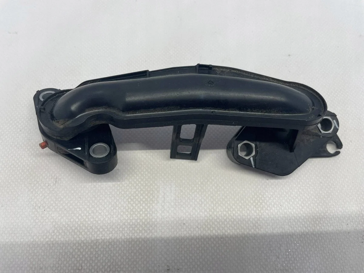 EGR Rohr Toyota Yaris 1.5L Hybrid 25601F3010