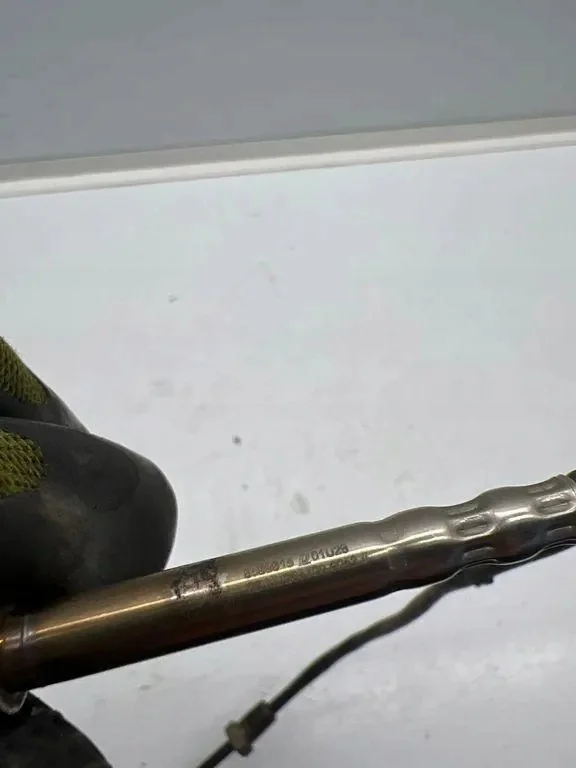 BMW Abgas Temperatursensor 8589815 image 3