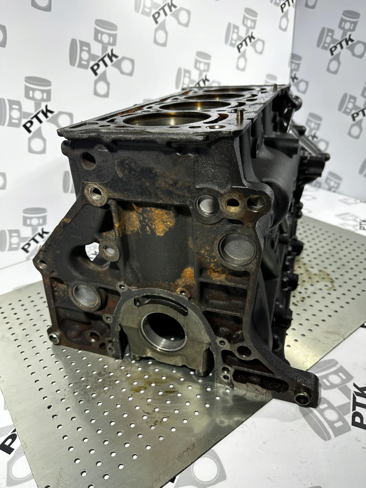 VW 1.8 TSI CDH Motorblock Nedre 06H103021L