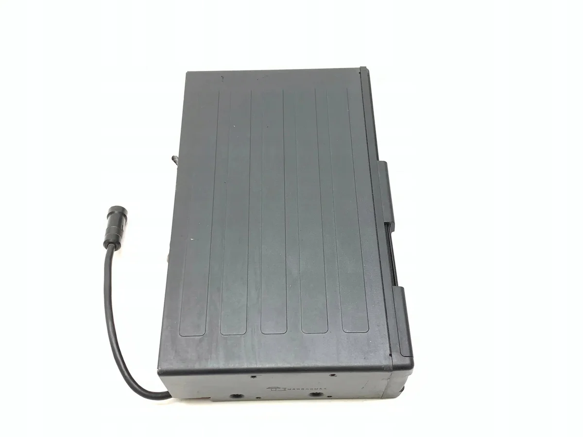 CD Changer Jaguar XJ (X308) LNF4160AA image 5