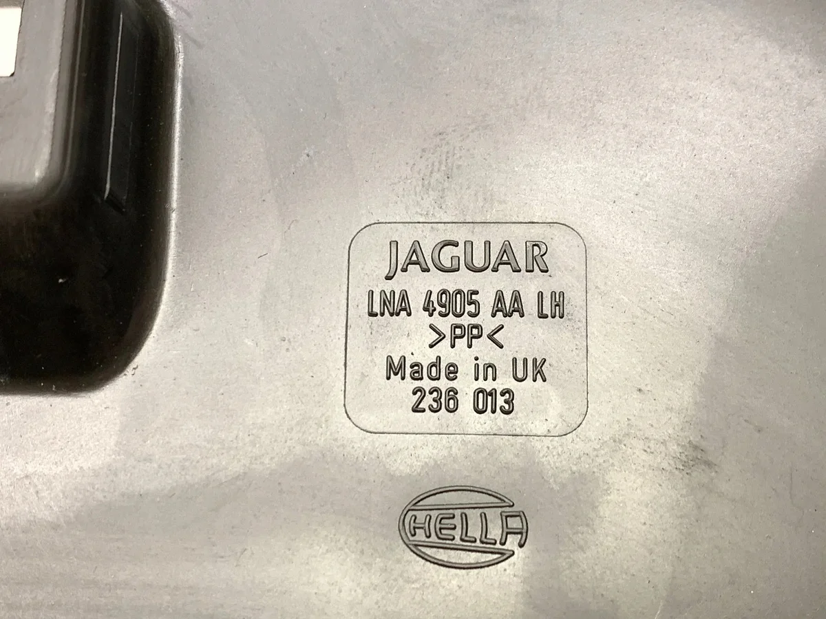 Jaguar XJ X308 Tail Light Insert Left LNA4905AA image 6