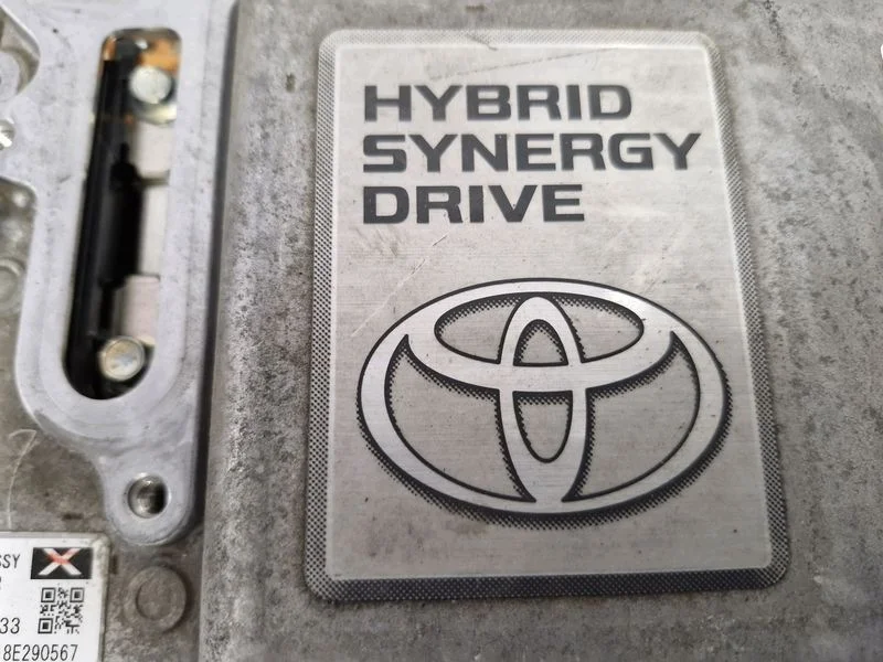 Toyota Yaris 3 1.5 Hybrid Wechselrichter G9200-52033 image 4