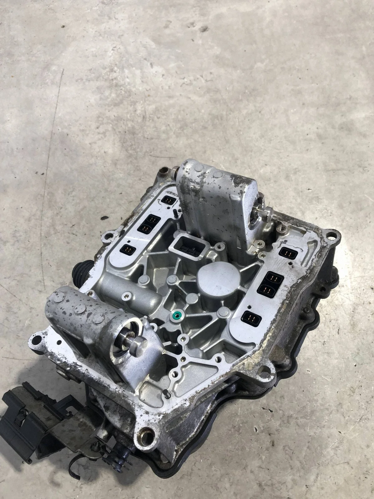Versnellingsbak Module Audi A3 S3 8V 0AM325065AB image 3