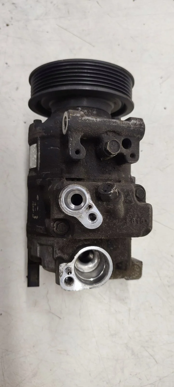VOLKSWAGEN GOLF V 1K0820859N Support climatisation image 4