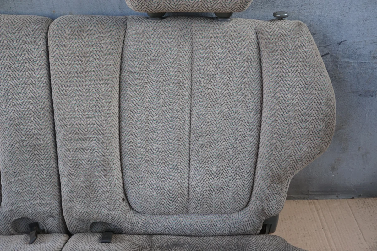 Suzuki Grand Vitara Asiento Trasero 5D image 5