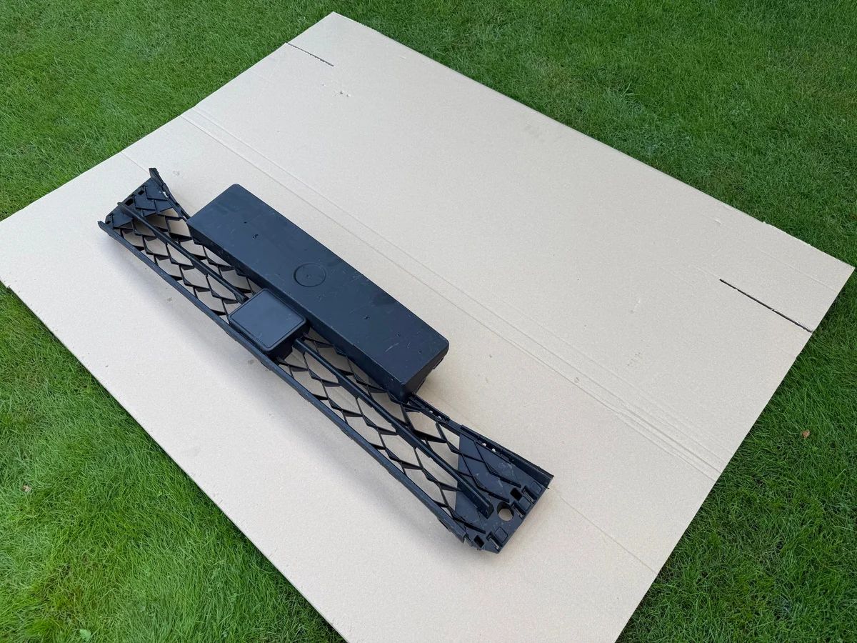 Seat Leon IV Front Bumper Grille 5FA853