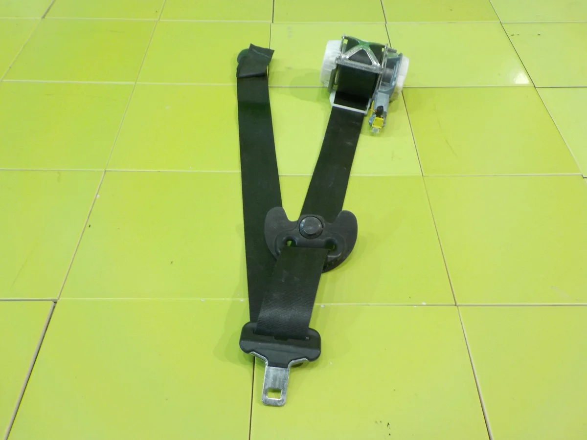 Ceinture sécurité Citroen C3 II 1.2 B 98030363XX
