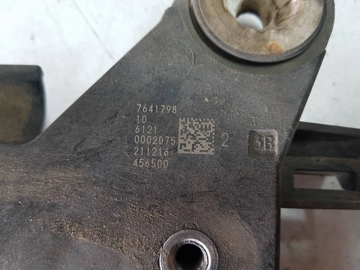 Mini Cooper F56 F55 Base Bateria Usada image 4