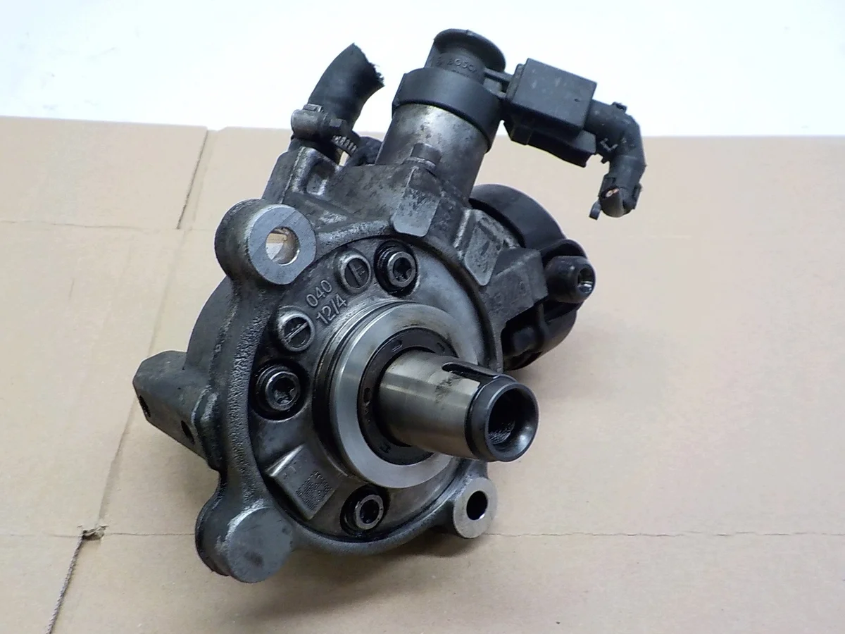 Bomba Injetora Bosch 0445010540 BMW 2.0D