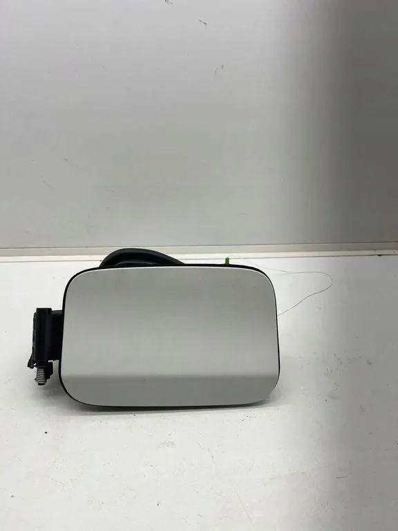 Polttoaineluukun kansi BMW 2 Active Tourer F45