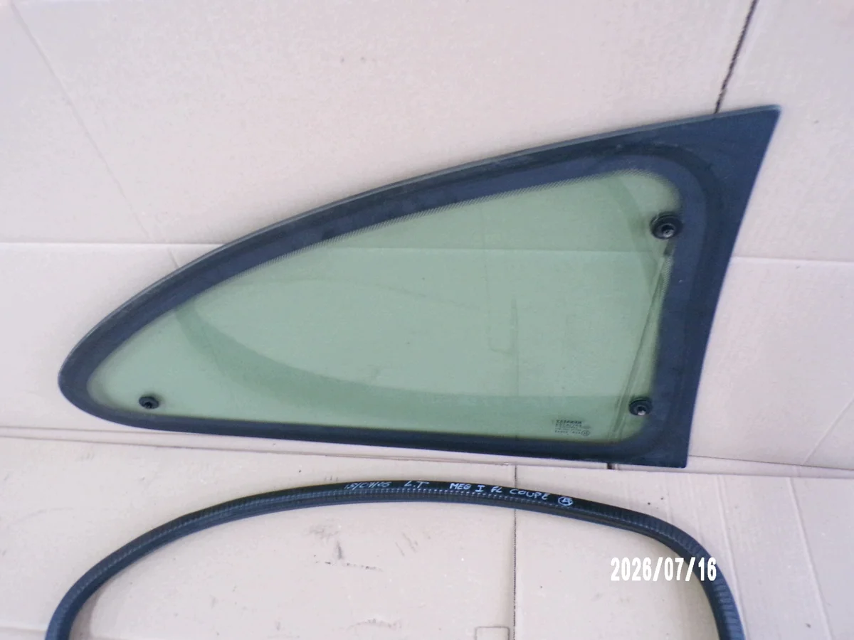 Vitres de porte arrière gauche Megane I image 3