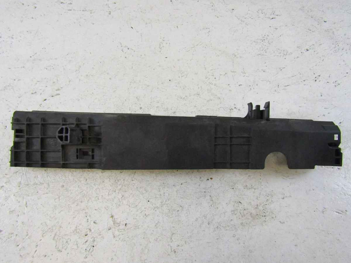 Suporte Radiador BMW F20 F30 Esquerdo 9487032