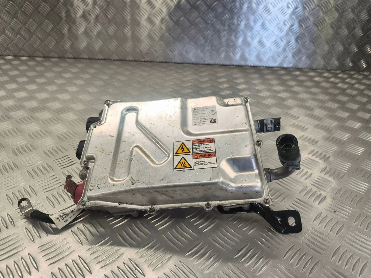 Tesla Model S 2017 Onduleur 102866400E image 2