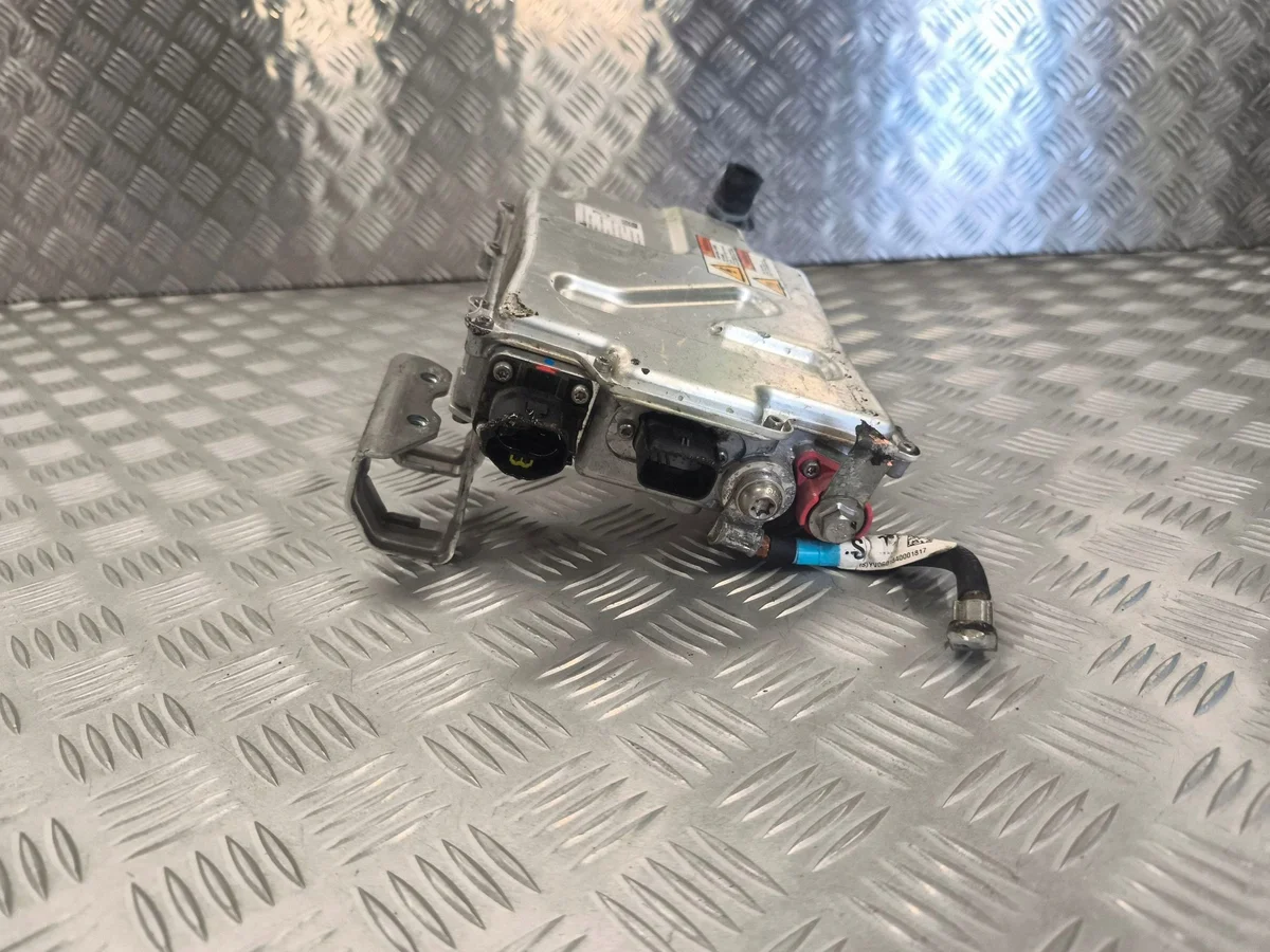 Tesla Model S 2017 Onduleur 102866400E image 3