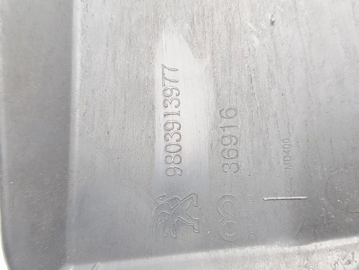 Peugeot 308 II T9 13-17 Oslona pasa przedniego image 7