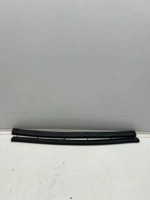 Renault Megane E-Tech Engine Bay Seal 658119498R image 4