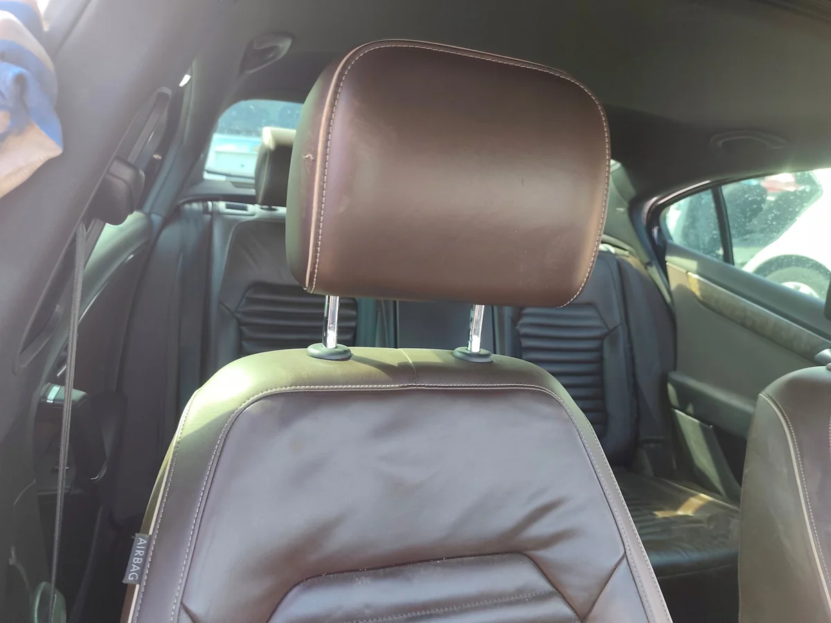 VW Passat B7 Bancada Couro Aquecida OEM image 10