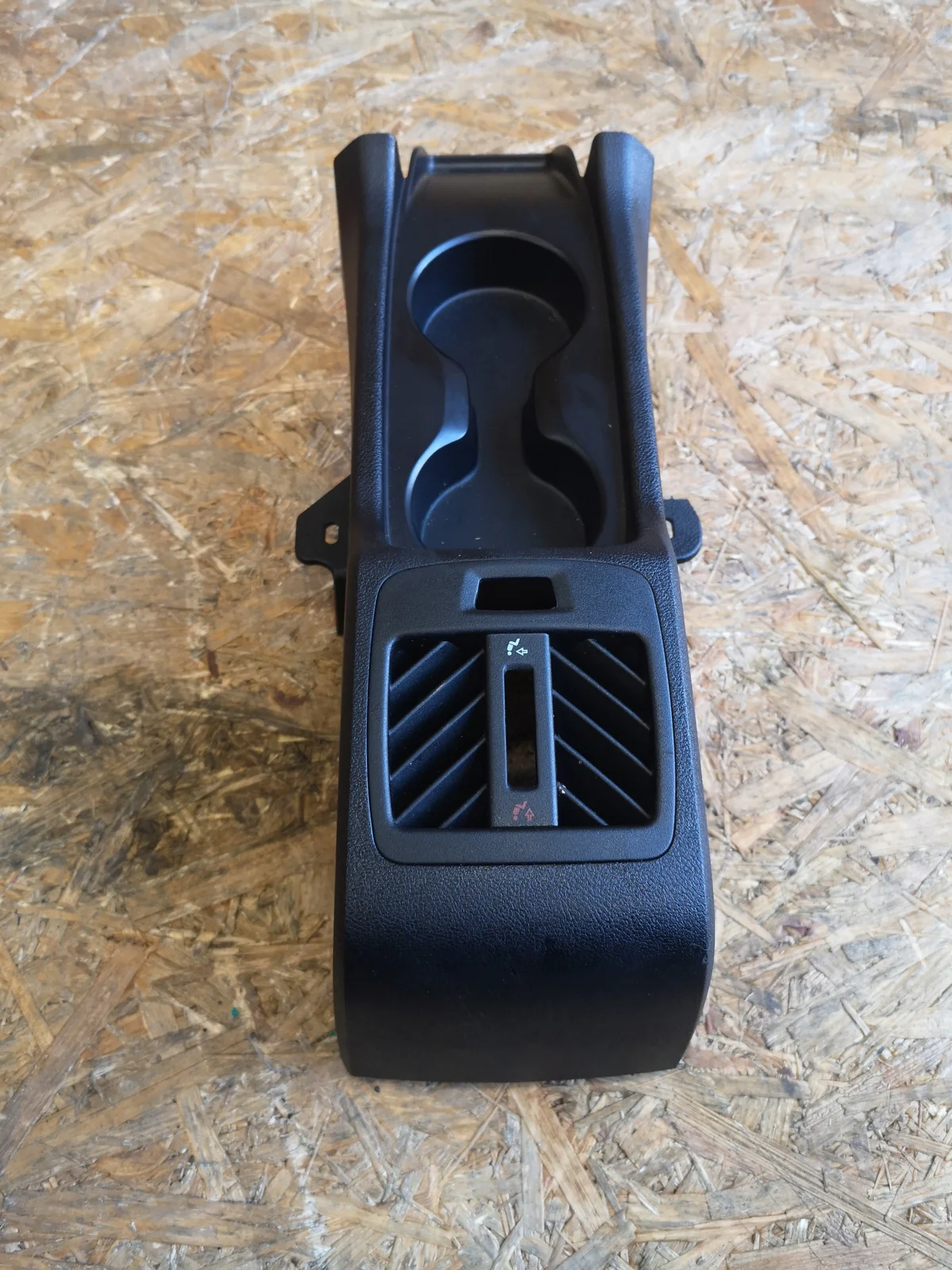 BMW X5 G05 Middenconsole Bekerhouder image 7