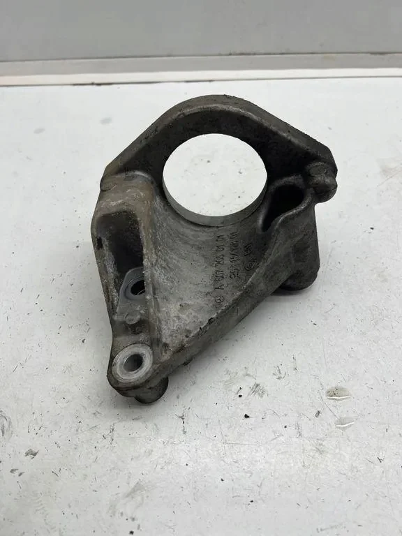 MERCEDES Lagerung Antriebswelle A6072050101 Gebraucht