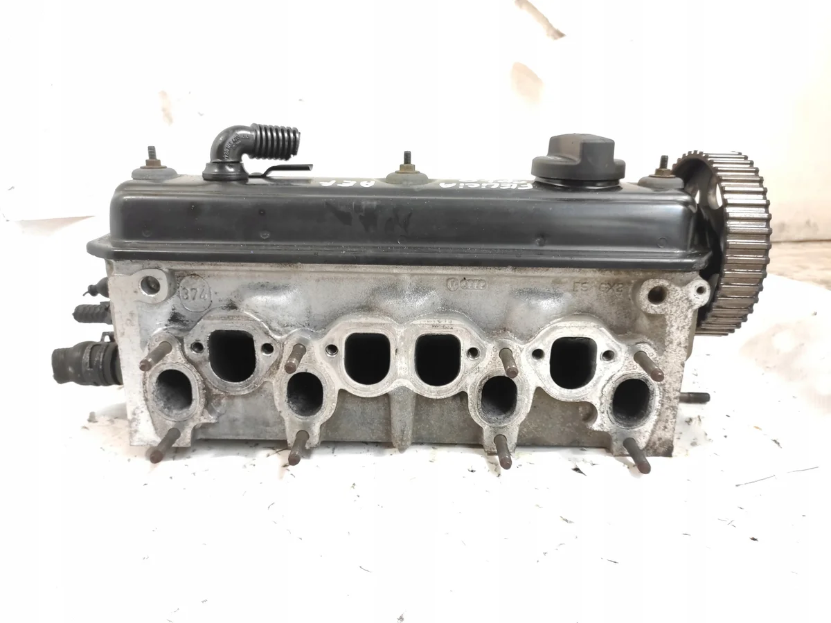 Culasse VW Transporter T4 1.9 D TD Injecteurs image 5