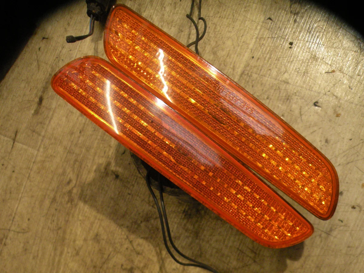Refletor Volvo S40 V40 30888129