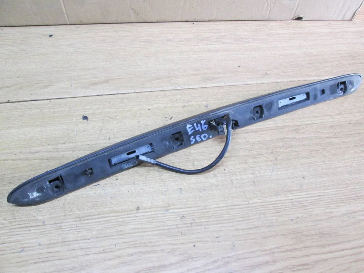 Poignée de coffre BMW E46 Sedan ENP2359 image 3
